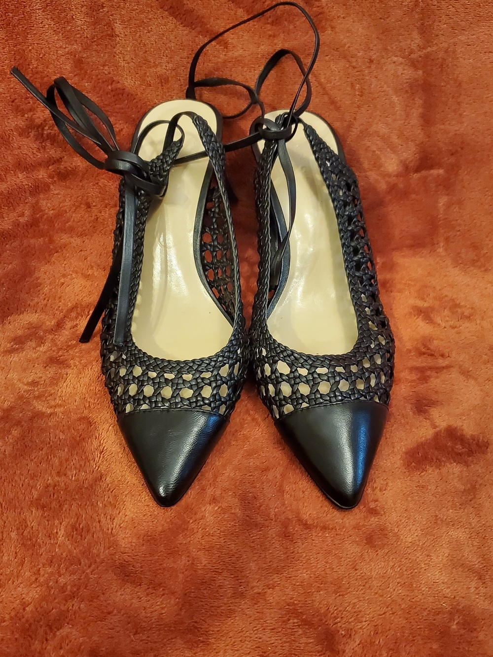 Ann Taylor Black Pointed-Toe Woven Leather Lace-Up Flats